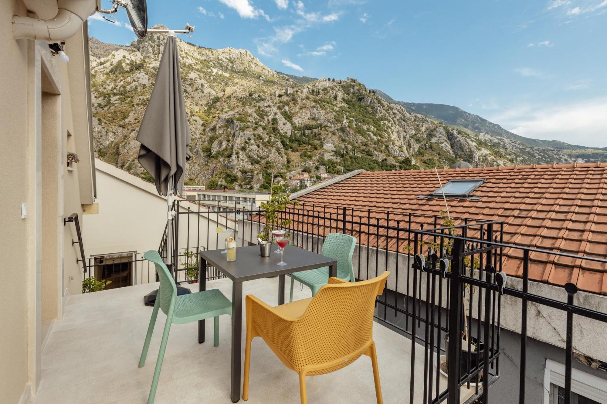 Kotor Central Point Kültér fotó