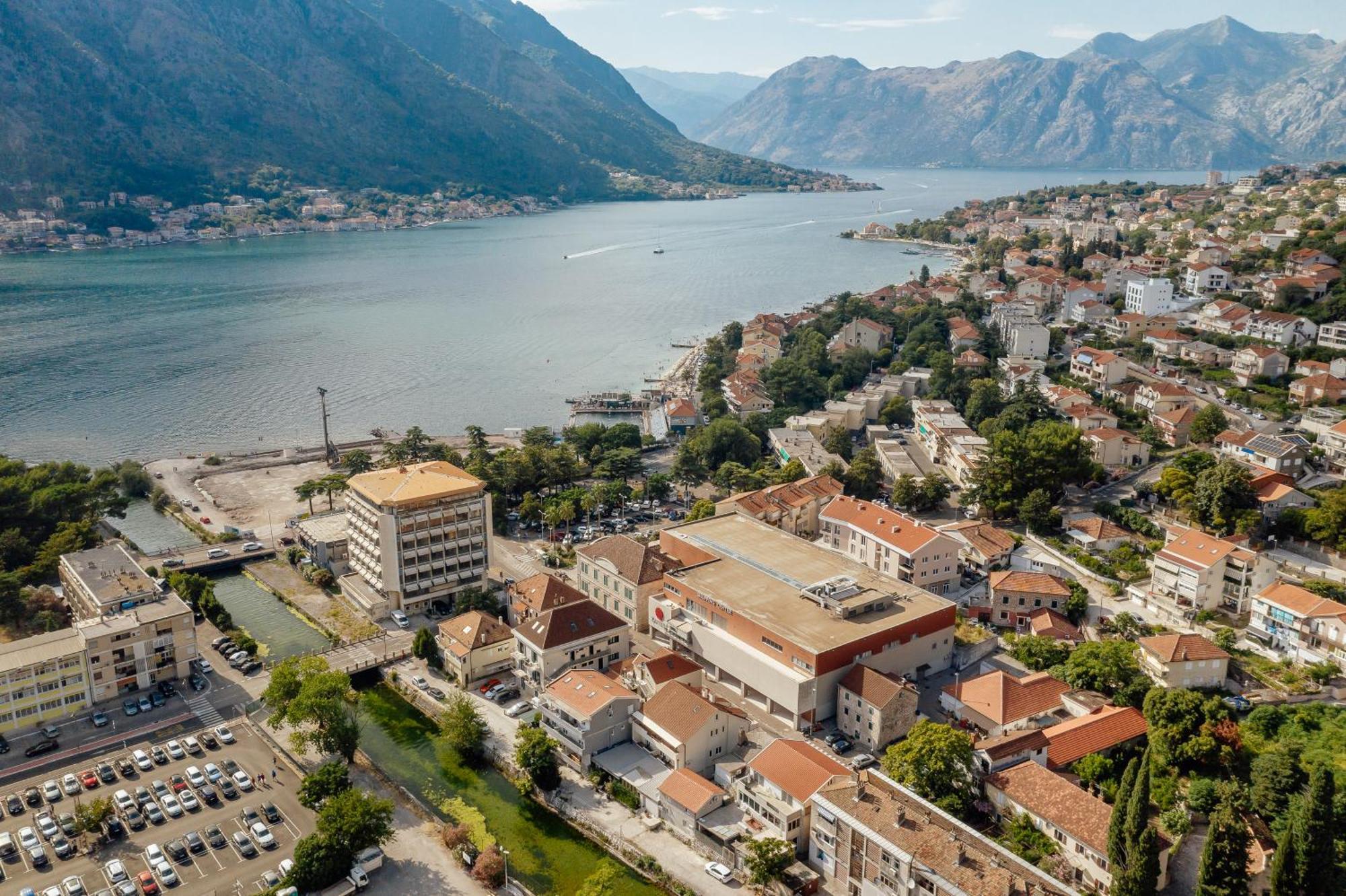 Kotor Central Point Kültér fotó